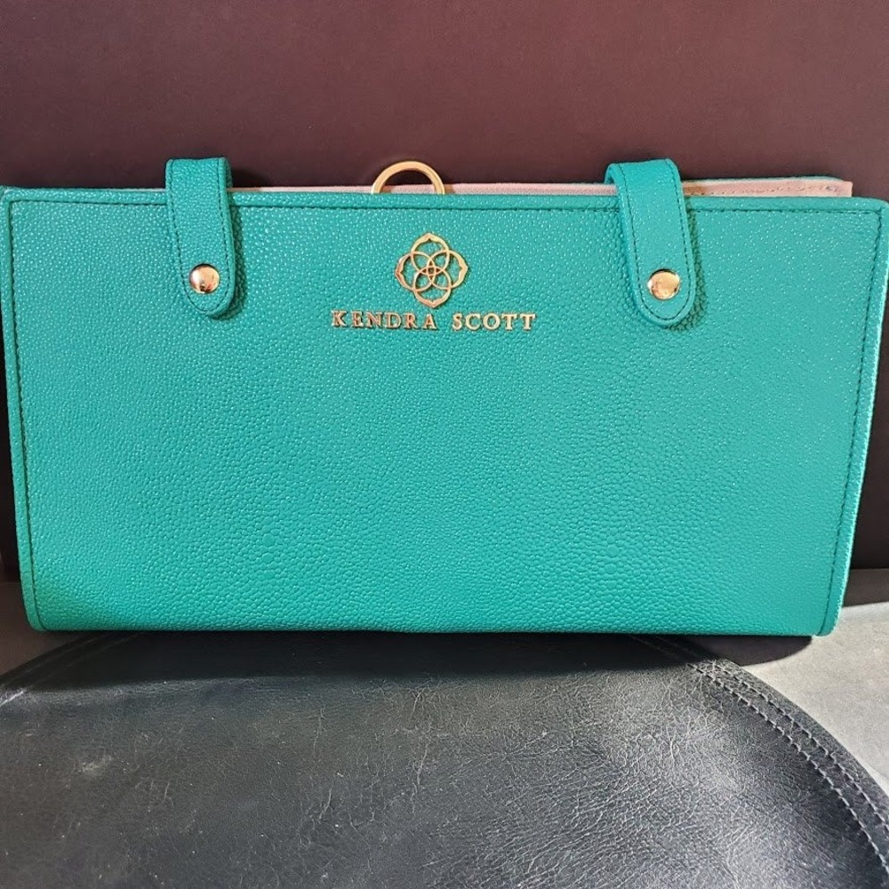 Kendra Scott Teal Pebbled Jewelry Travel Organizer Case Gold Hardware Logo